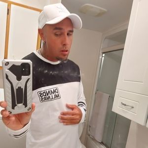 Meet your Posher, Eric